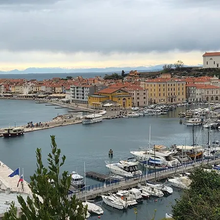Traditional House Hostel Piran