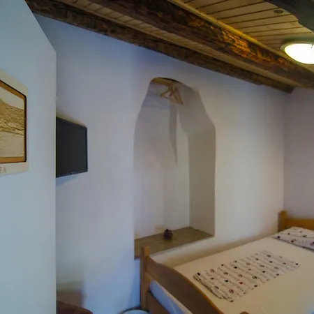 Hostal Traditional House