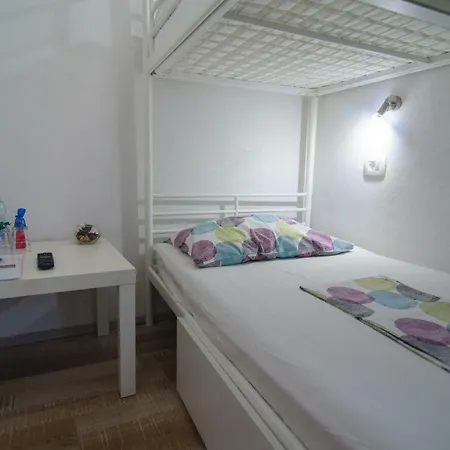 Traditional House * 皮兰