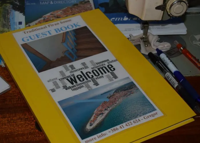 Traditional House * 皮兰