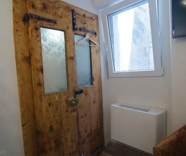 Traditional House 旅馆 *