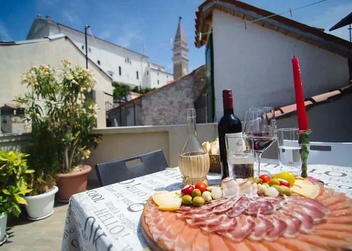 Traditional House 皮兰