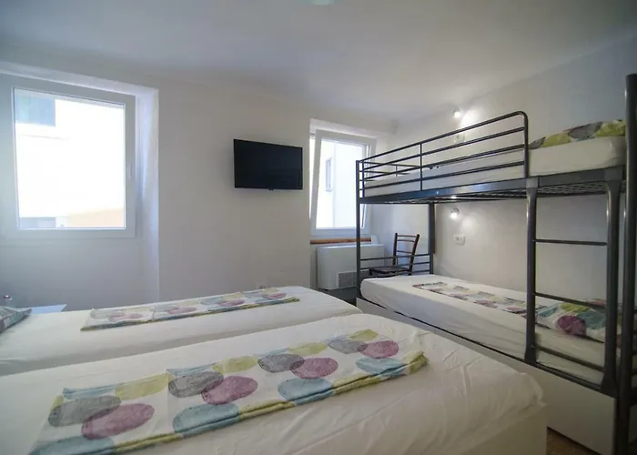 Traditional House 旅馆