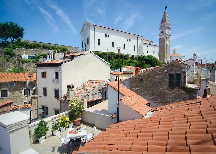 旅馆 Traditional House *